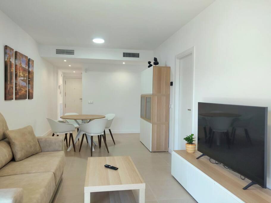 1º Linea De Playa Con Piscina Panoramica & Parking Apartment