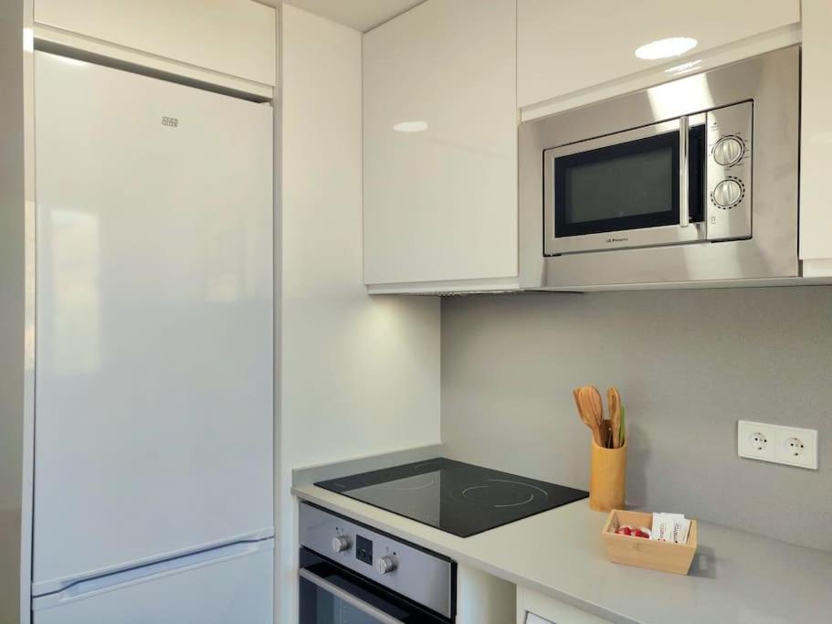 1º Linea De Playa Con Piscina Panoramica & Parking Apartment *